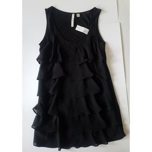 New York & Company black ruffled sleeveless top, size extra small/XS